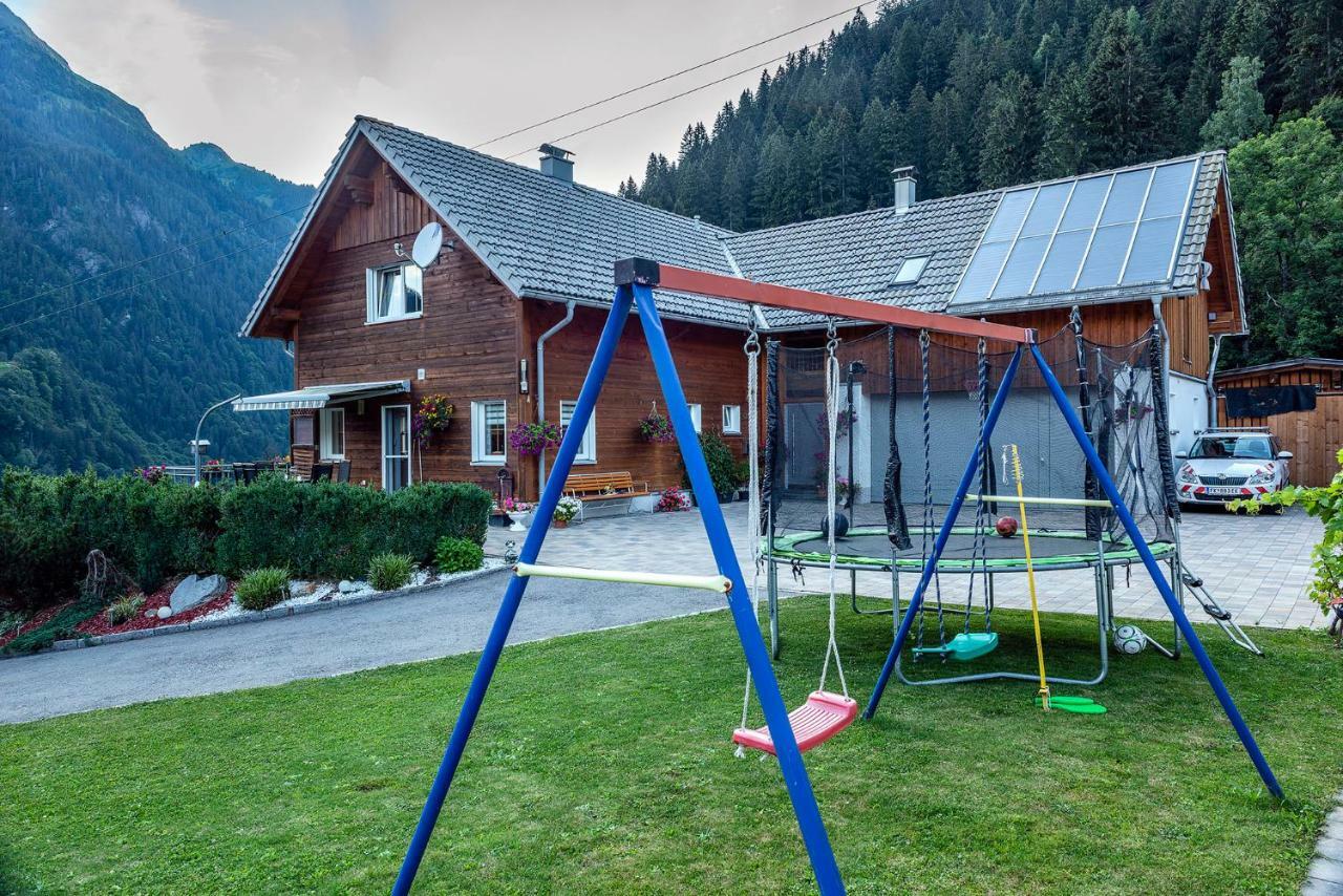 Haus Ambiatscha Apartment